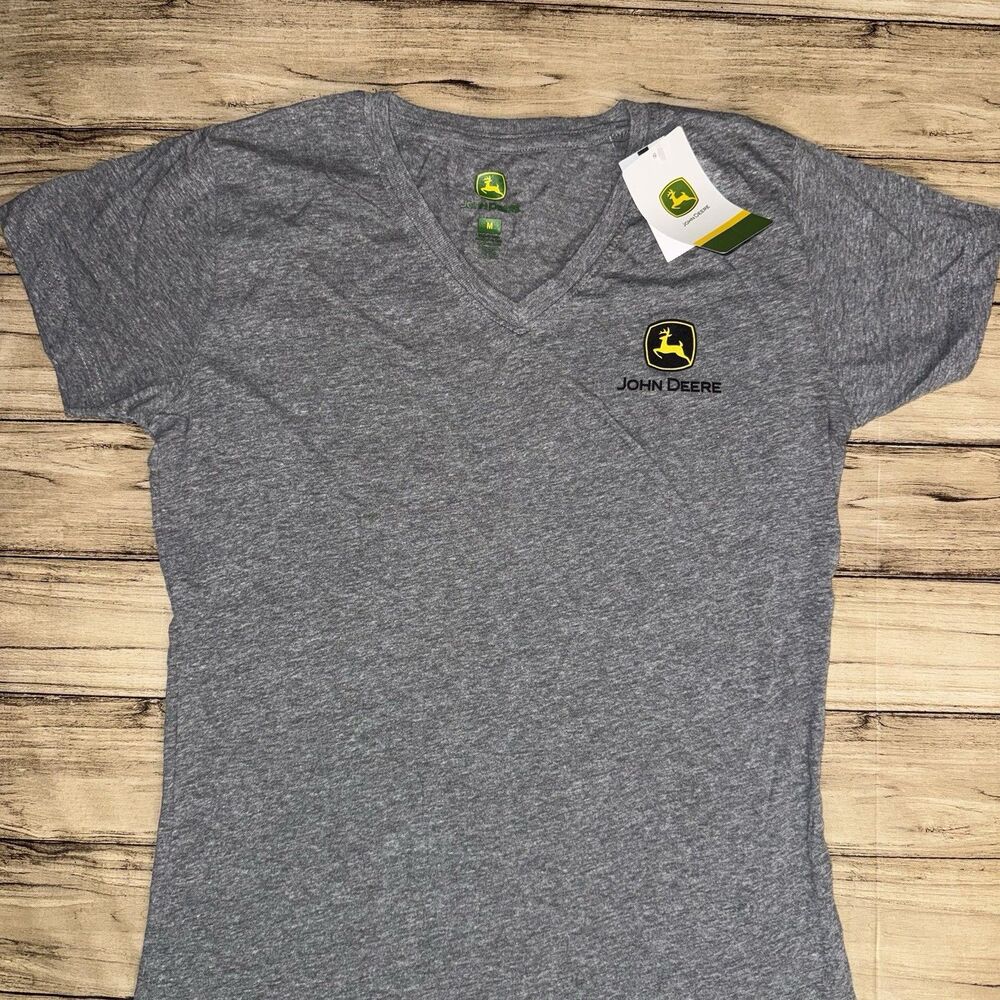 NWT John Deere Women’s Graphic “Build USA” Gray Short Sleeve Medium Shirt